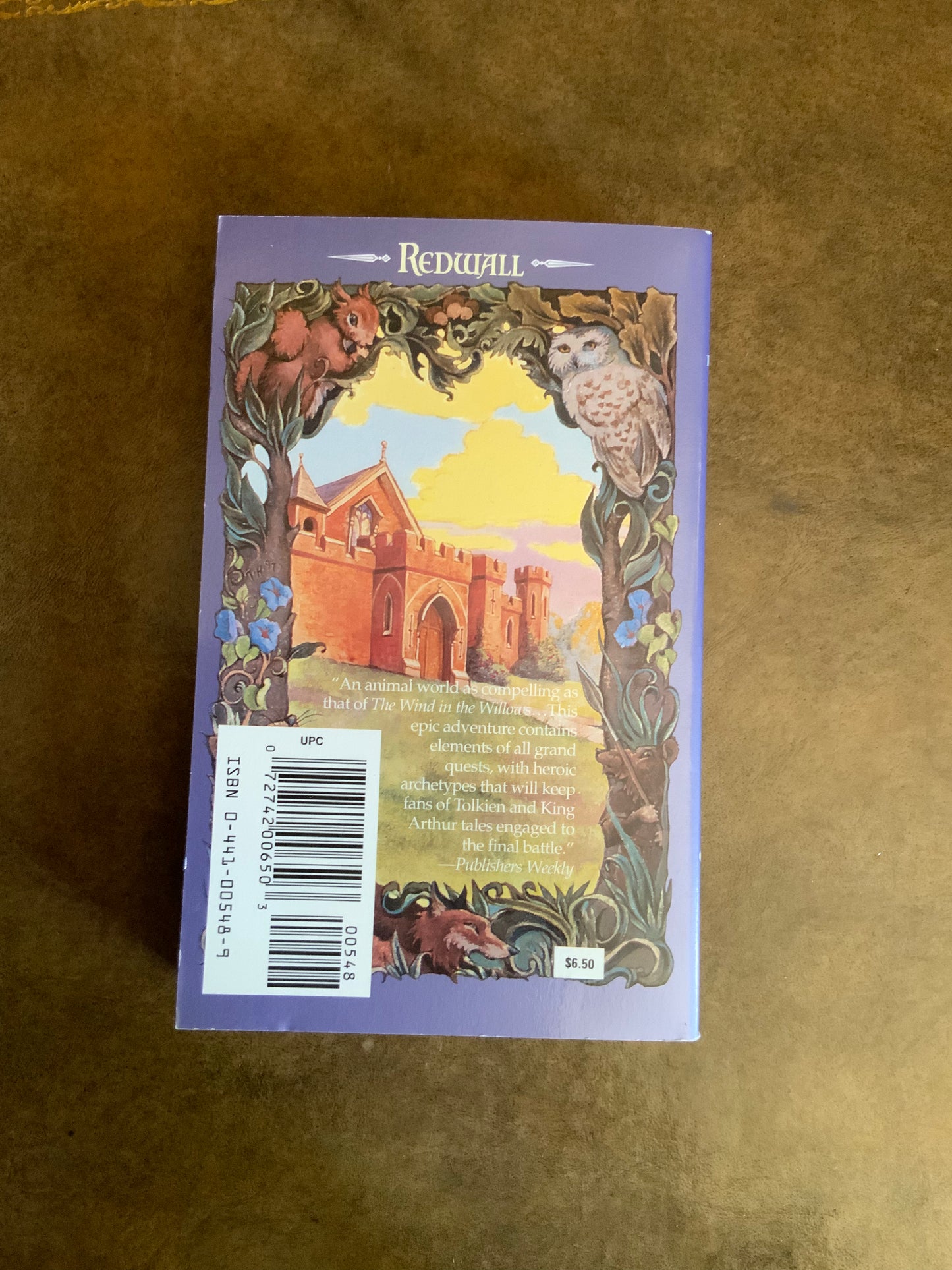 Redwall by Brian Jacques - Paperback