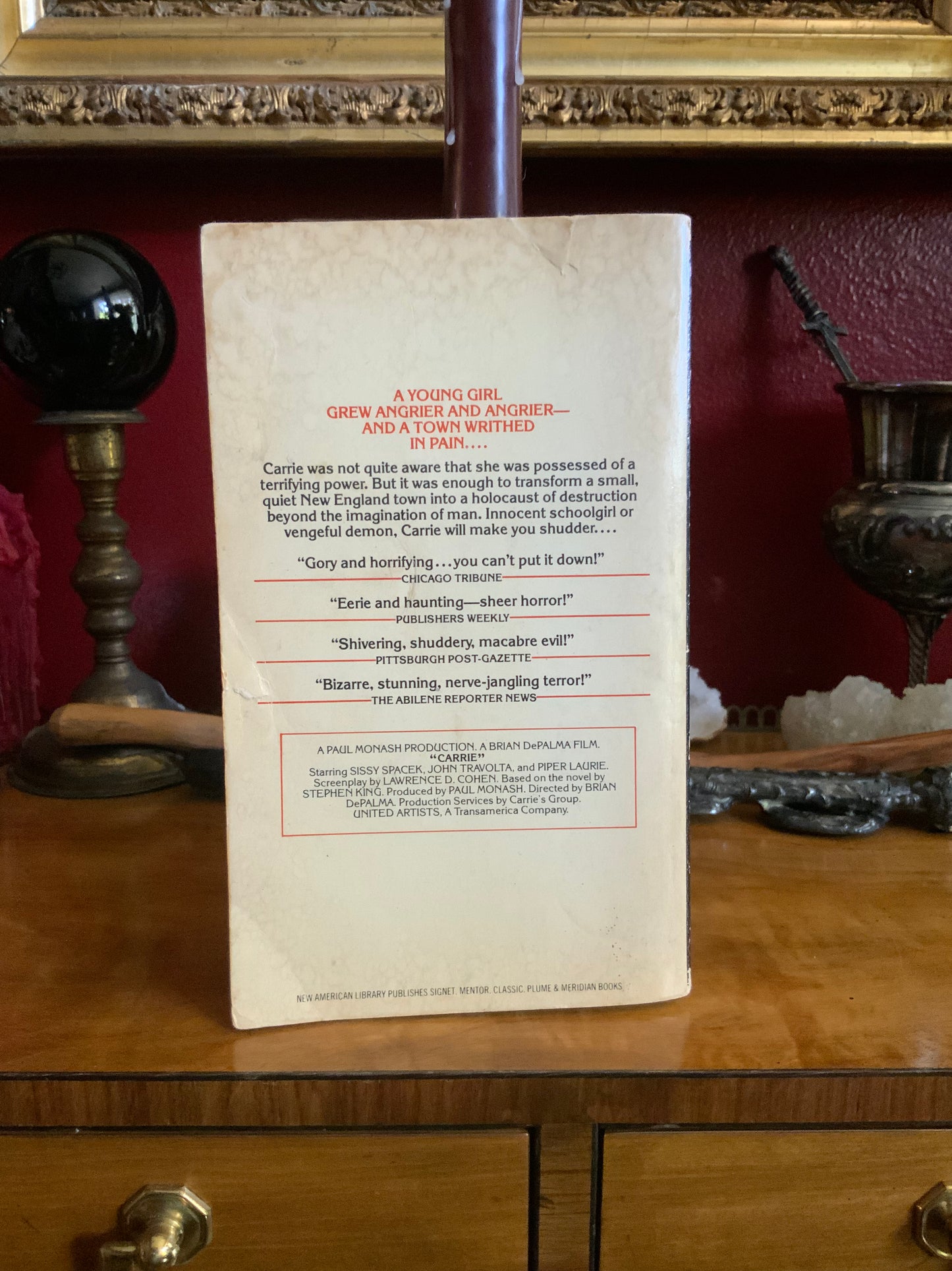 Carrie by Stephen King - 1975 Signet Paperback Movie Edition