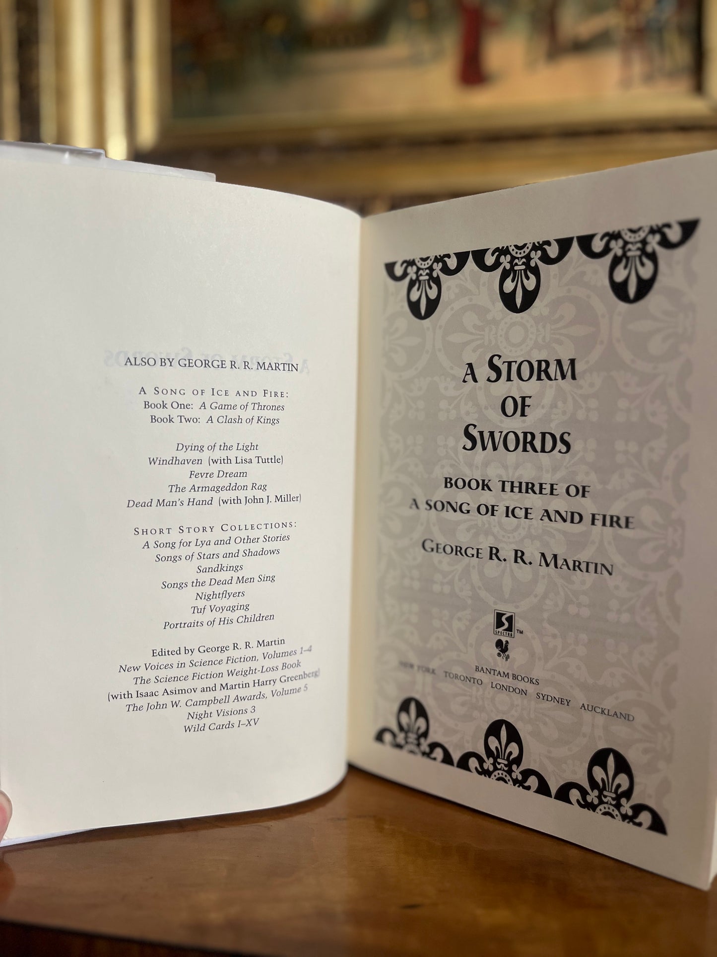 A Storm of Swords - George R.R. Martin - Book Club Edition