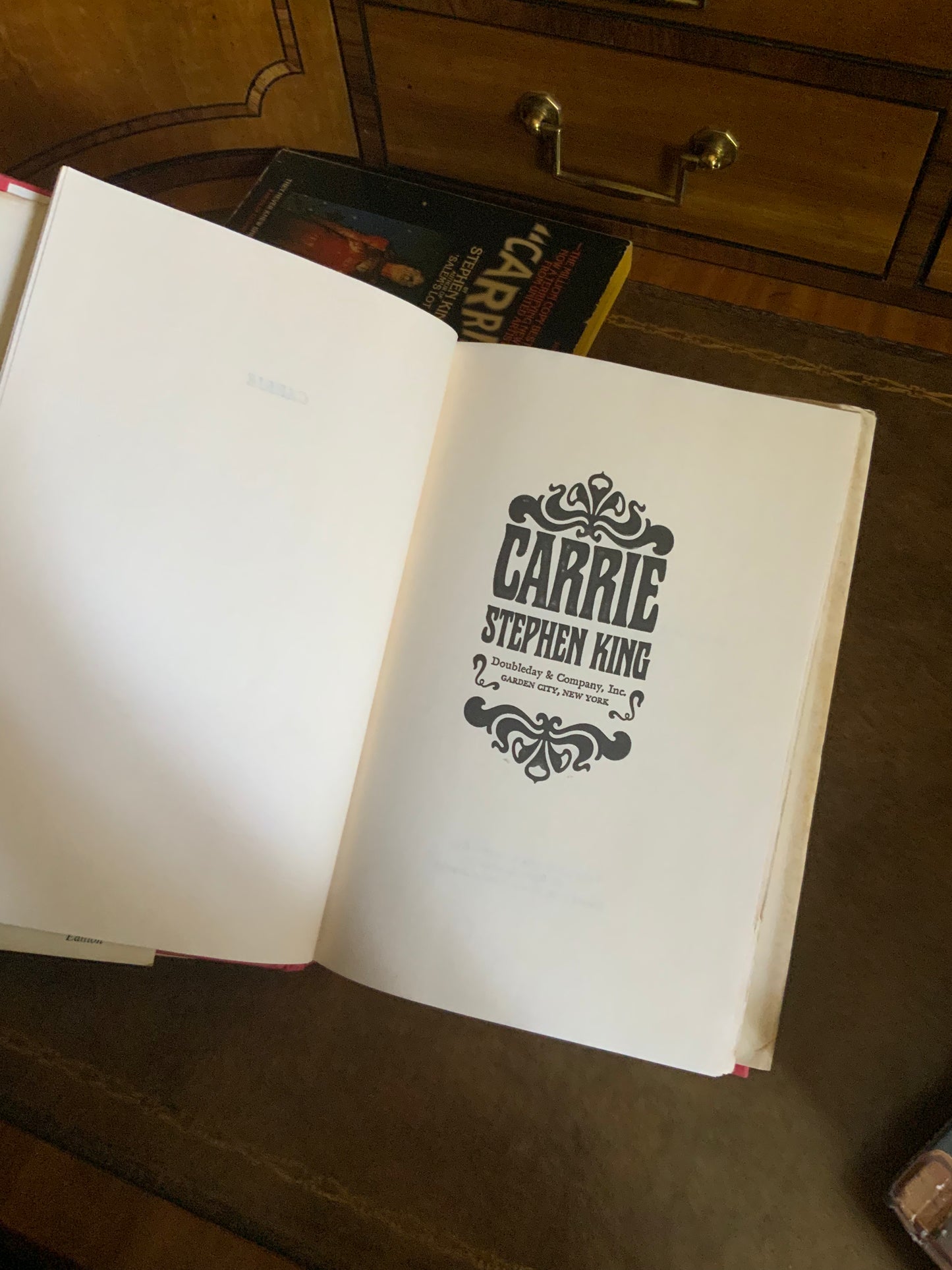 Carrie by Stephen King - Book Club Edition