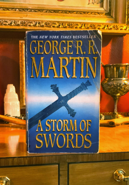 A Storm of Swords by George R.R. Martin - Paperback